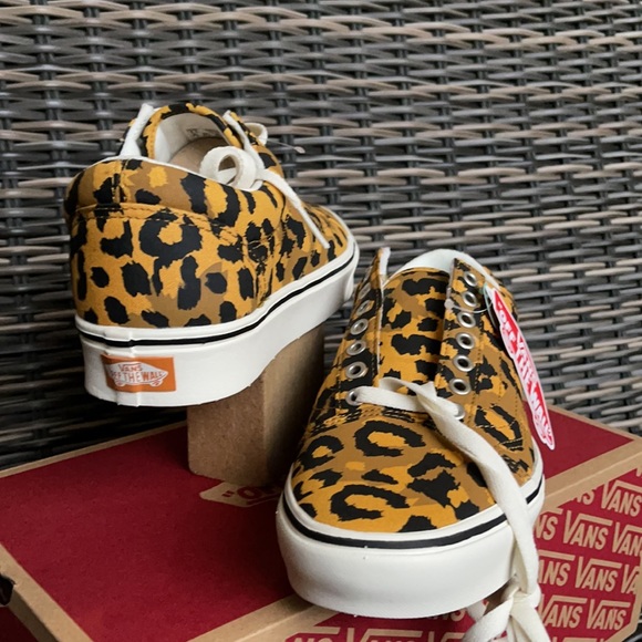 Vans Comfycush Old Sko Leopard MENS - Picture 11 of 16